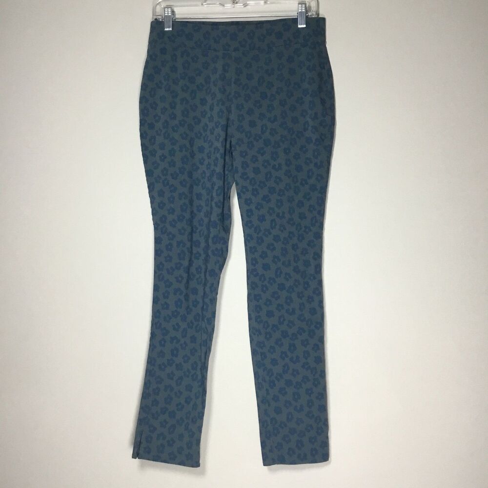 Pull on blue stretchy pants animal print with flowers waist 30”-33” inseam 27” 6